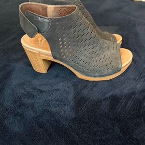 Dansko Tiffani Black Nubuck Leather Perforated Slingback Heel Clog SandalsSize39